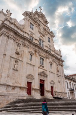 Portekiz, Coimbra 'da İsa' nın Kutsal İsminin Yeni Katedrali Geçidi