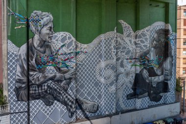 Bilbao, İspanya - Mai 16, 2024 - İspanya 'nın Bilbao kentindeki Zubizura köprüsünün altındaki Urban Wall Art Giltza