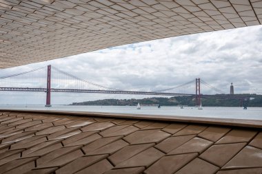 Lisboa, Portekiz - 3 Haziran 2024 - Lizbon, Portekiz 'deki MAAT müzesinin modern binası