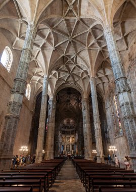 Lisboa, Portekiz - 3 Haziran 2024 - Portekiz 'in Lisboa kentindeki Belem Santa Maria manastırında muhteşem manueline gotik mimarisi
