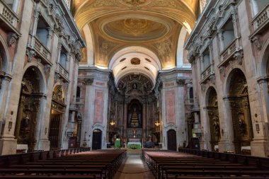 Lisboa, Portekiz - Haziran 04, 2024 - Portekiz 'deki Graca kilisesinde klasik mimari