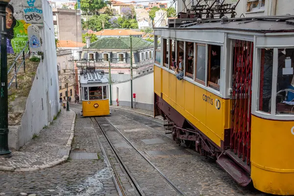 Lizbon, Portekiz - Mai 29, 2024 - Lizbon, Portekiz şehir merkezinde tarihi yükseliş