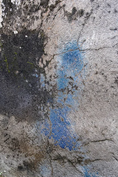 Oude Betonnen Muur Met Zwarte Mal Blauwe Spray Verf Grunge — Stockfoto