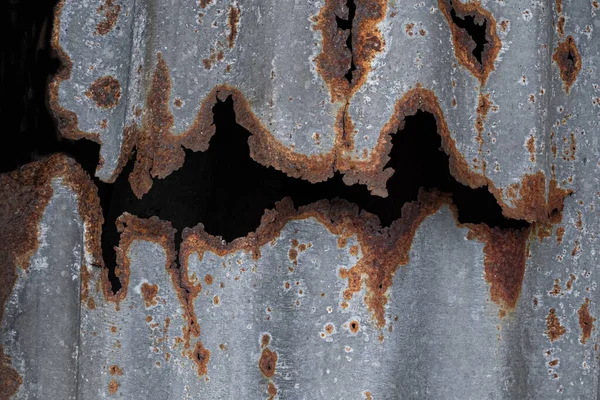 Pieza Corroída Oxidada Panel Aluminio Corrugado Con Amplia Separación Través — Foto de Stock