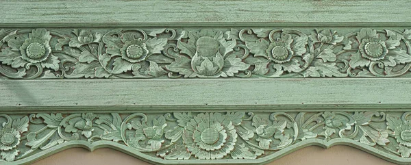 Verde Manchado Esculpida Madeira Flor Design Detalhe Arquitetônico Porta Moldura — Fotografia de Stock