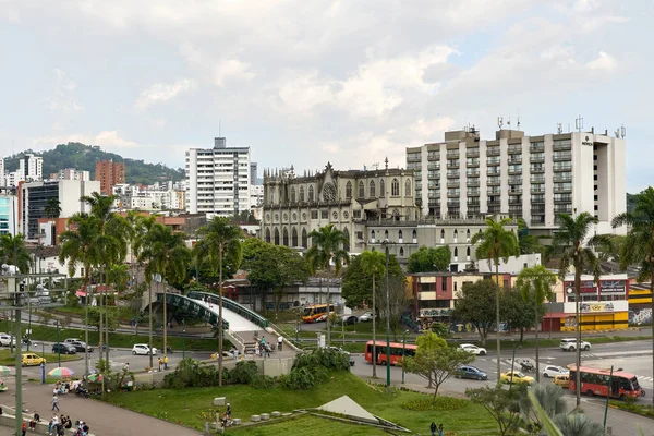 stock image PEREIRA, COLOMBIA-JULY 11, 2022: Railway Avenue, in the background buildings of the Avenida Circunvalar sector. Pereira Capital of the Axis. Colombian Coffee Region.