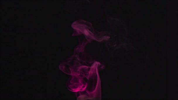 Der Rote Dampf Raucht Auf Schwarzem Hintergrund Ist Abstrakt — Stockvideo