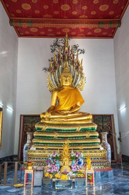 Wat Phra Chettuphon Wimon Mangkhalaram Ratchaworamahawihan 'ın Bangkok, Tayland' daki bir simgesi. Her dinde herkesin ziyaret edebileceği bir yer..