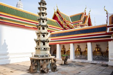 Wat Phra Chettuphon Wimon Mangkhalaram Ratchaworamahawihan 'ın Bangkok, Tayland' daki bir simgesi. Her dinde herkesin ziyaret edebileceği bir yer..