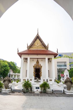 Bangkok, Tayland 'da Wat Patumwanaram' ın bir simgesi. Her dinde herkesin ziyaret edebileceği bir yer..