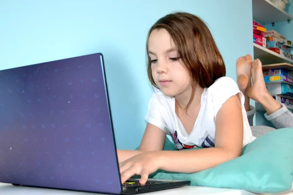Girl Student Online Learning Class Study Online Video Call Zoom — Fotografia de Stock