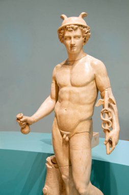 Ünlü Yunan roması beyaz arka planda izole edilmiş çift cinsiyetli heykel fotoğrafını kopyalıyor. Yüksek kalite fotoğraf