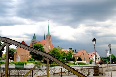 Polonya 'nın eski Wroclaw kasabasının panoraması. Yüksek kalite fotoğraf