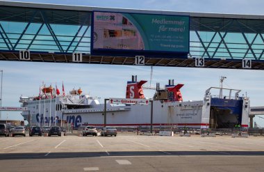 Stena Line 'ın feribotu Stena Gothica, Fredrikshamn, Jutland, Danimarka' daki rıhtımda..