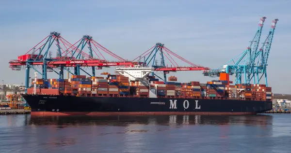 stock image Container ship at Skandiahamnen in the port of Gothenburg, Vastergotland, Sweden.