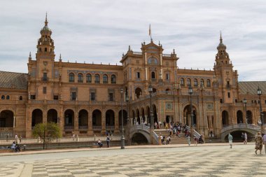 Plaza de Espana, Sevilla, Endülüs, İspanya 'nın merkezindeki ünlü meydan..