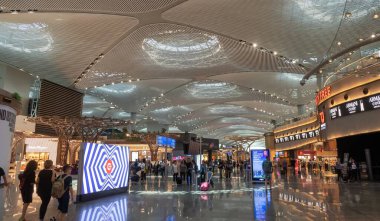 İstanbul (yeni) Havalimanı, Türkiye 'deki terminalin içi.