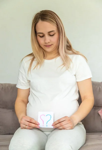 Schwangere Frau Die Das Fragezeichen Sein Wird Selektiver Fokus Niedlich — Stockfoto