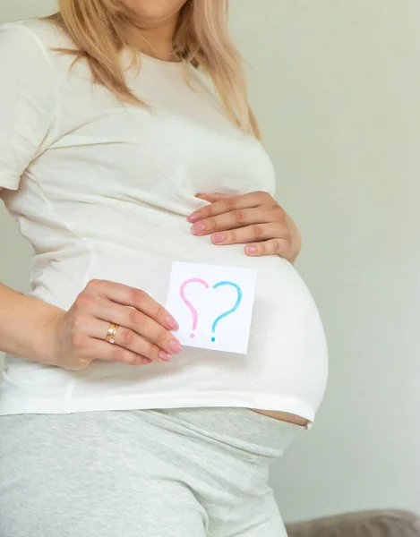 Беременная Женщина Будет Вопросительным Знаком Выборочный Фокус Симпатичный — стоковое фото