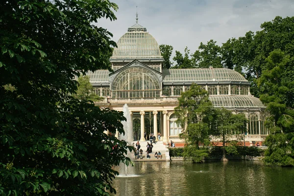Madrid Retiro Parkı Nda Palacio Cristal Adında Bir Mücevher Var — Stok fotoğraf