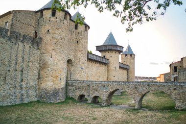 Carcassonne, dünyanın en görkemli ortaçağ şehirlerinden biri.