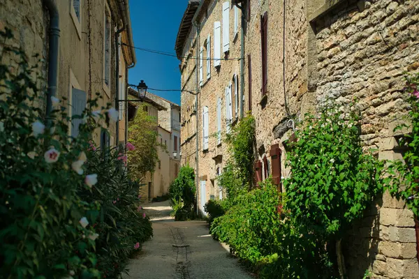Corbes Surfiel, muhteşem güzellikte bir Fransız villası.