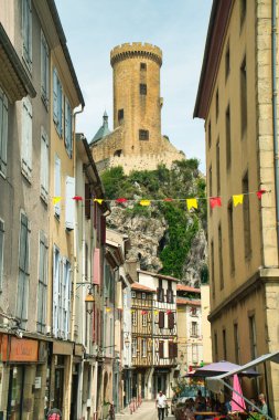 Foix ve Mirepoix, Fransa 'nın güneyinde iki romantik şehir.