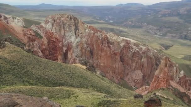 Rock Formations Hiking Trail Cuevas Las Manos Reserva Nacional Lago — Vídeo de Stock