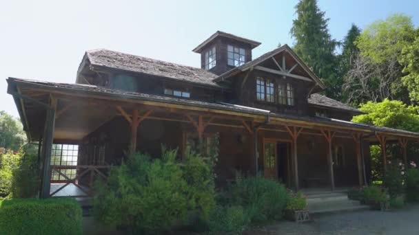 2018年12月23日 ドイツ植民地博物館の木造農家チリ パタゴニアのフルティラー 典型的な古い木造家屋と豊かな移住史を持つ歴史的なドイツ人入植地 — ストック動画