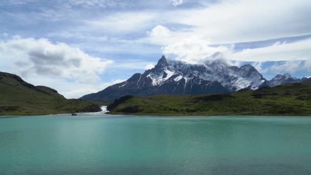 Cuernos Turkisesøen Pehoe Ved Torres Del Paine Nationalpark Populært Rejsemål – Stock-video