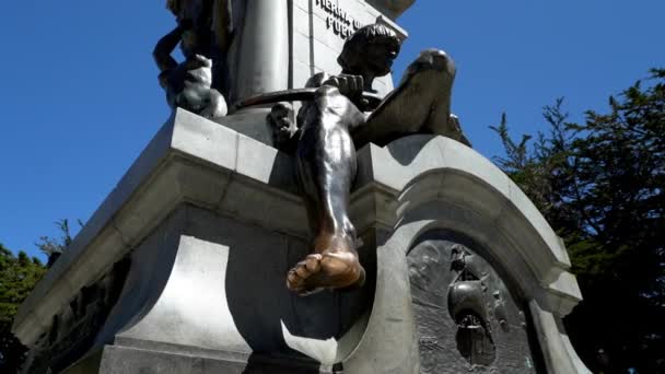 Punta Arenas Chile 2018 Magellan Monument Statue Native Patagonian Man — ストック動画