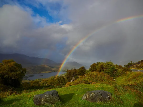 Regenboog Kenmerrieweg Het Glengarriff National Park Ierland — Stockfoto