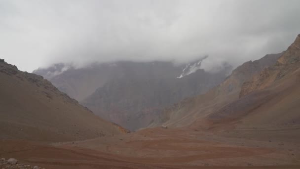Paso Libertadores Hranici Andes Mezi Chile Argentinou Klikaté Štěrkové Cesty — Stock video