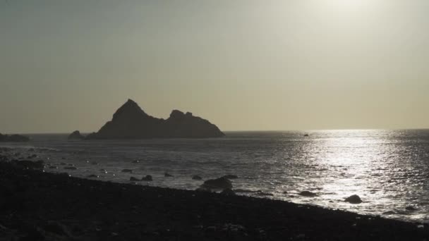 Pôr Sol Sobre Costa Rochosa Oceano Pacífico Deserto Atacama Chile — Vídeo de Stock
