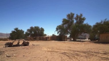 Pan-Amerikan karayolu boyunca Antofagasta yakınlarındaki Atakama Çölü 'nde dinlenme tesisi..