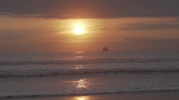 Romantic Sunset Sandy Beach Coastline Pacific Ocean Atacama Desert Chile — Stock Video