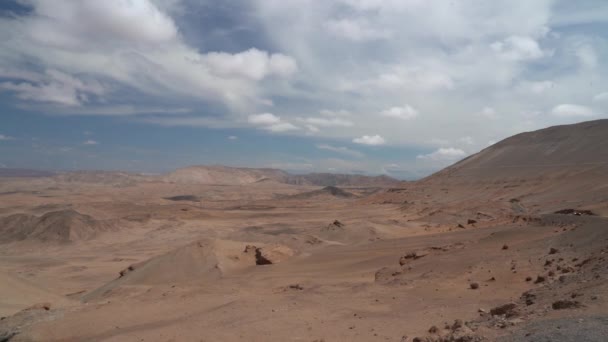 Υψηλή Χώρα Της Ξηρής Και Άνυδρης Παράκτιας Ερήμου Στο Νότιο — Αρχείο Βίντεο