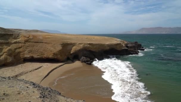 Golven Verpletteren Aan Land Het Paracas National Park Peru Gelegen — Stockvideo