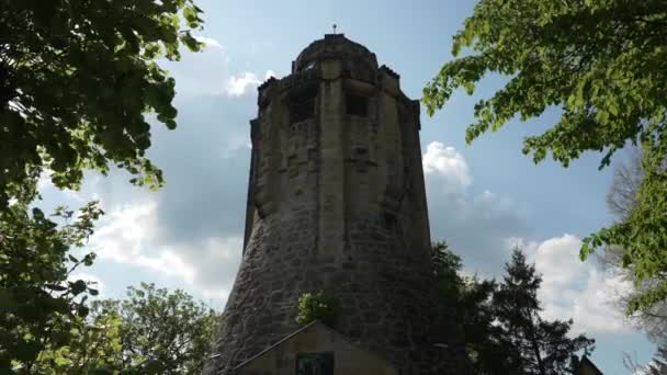 Det Gamla Bismarck Tornet Ett Historiskt Landmärke Längs Vandringsled Teutoschleifen — Stockvideo