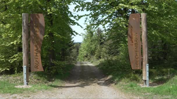 Segnaletica Lungo Sentiero Escursionistico Rothaarsteig Nel Sauerland Siegerland Vicino Hilchenbach — Video Stock
