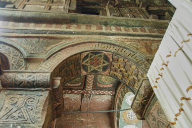 Lalibela, Etiyopya - 06 08 2011: Etiyopya 'daki Lalibela Ortodoks Kiliselerinin İçi.