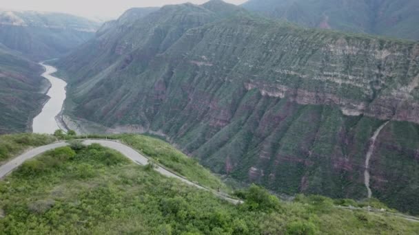 Kolombiya Nın Dağları Ndaki Chicamocha Kanyonu Nda Derin Vadileri Akan — Stok video