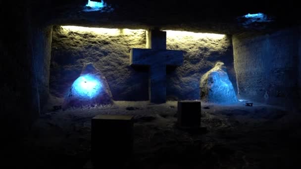 Зипакира Колумбия 2019 Каменный Крест Католическом Соборе Зипакира Построен Туннелях — стоковое видео