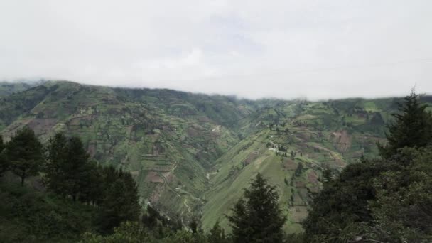 Глубокая Долина Высокогорья Горах Анд Вдоль Проспекта Вулканов Эквадоре — стоковое видео