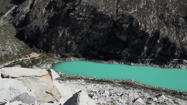 Huascaran에 Cordillera 빈카의 안데스 산맥에 Laguna Paron 석호에 호수의 아름다운 — 비디오