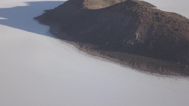 Letecký Bezpilotní Snímek Salar Uyuni Solného Jezera Kolem Ostrova Isla — Stock video