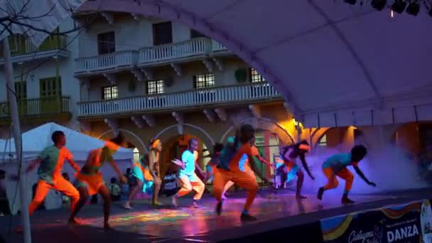 Cartagena Kolumbie 2019 Folklorní Taneční Skupina Představující Tradiční Tanec Typickém — Stock video