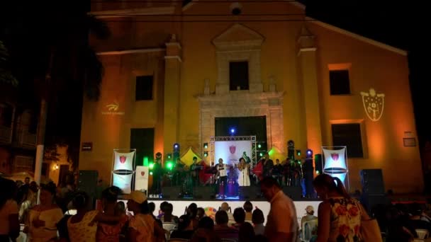Cartagena Kolumbia 2019 Élő Zenekar Fellépése Egy Fesztiválon Plaza Trinidadban — Stock videók