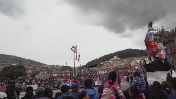Cuzco Perú 2019 Indígenas Interpretan Danza Música Colorido Atuendo Carnaval — Vídeos de Stock