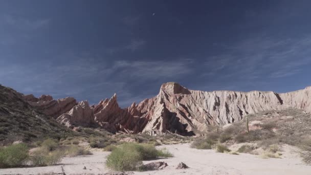 Wüstenlandschaft Bei Cafayate Entlang Der Ruta Argentinien — Stockvideo